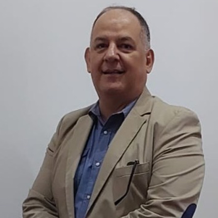 Victor-Hugo-Roman-Mora